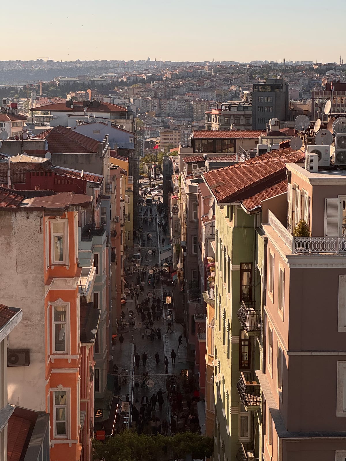 「當你終於站在了世界的十字路口」